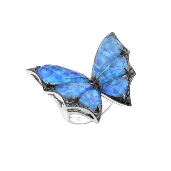 Stephen-Webster-Crystal-Haze-Butterfly-cocktail-ring-blue opalescent whitegold